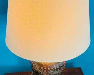 17	$50 	
Pottery Lamp 18Wx33T	