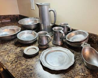 35	$195 	
Pewter set wilton Columbia 									