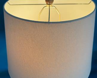 17	$50 	
Pottery Lamp 18Wx33T	