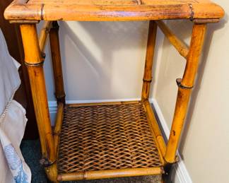 48	$50 	
Rattan square side table 17x17x26H