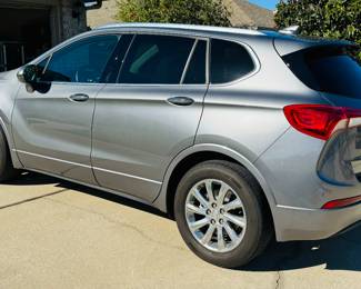 2019 Buick Envision - 14000 miles - Nearly new condition - original price $33K. 2.5L DOHC 4 cylinder. Front wheel drive. gasoline. power seat. navigation. Buick infotainment system Apple car play/ Android auto. Leather interior. Floor protection mats. Non smoker. Silents bids start at $20K. Bids closes Monday dec 11 at noon. clear title. 