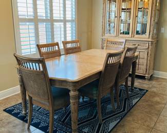 1	$1,075
Havertys dining table 66""L & 20"" leave & 6 chairs
Havertys china cabinet 82x52x19		