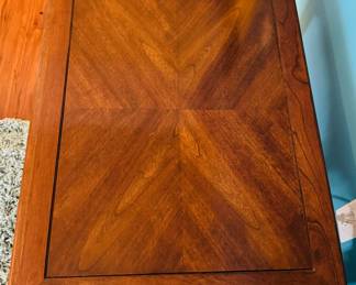 Rectangular wood side table inlaid top 27Wx21Dx23H	