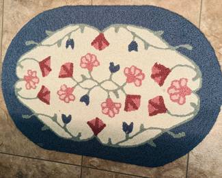 38	$195 	
Hooked 100% wool  runner 71x21 & 35x24& 29x15 Made in the Blue ridge mountain - Lamb (3 pieces)	