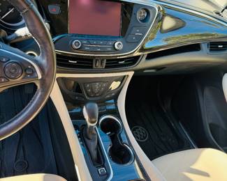 2019 Buick Envision - 14000 miles - Nearly new condition - original price $33K. 2.5L DOHC 4 cylinder. Front wheel drive. gasoline. power seat. navigation. Buick infotainment system Apple car play/ Android auto. Leather interior. Floor protection mats. Non smoker. Silents bids start at $20K. Bids closes Monday dec 11 at noon. clear title. 