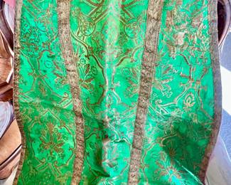 ANTIQUE CATHOLIC CHAUSABLE.