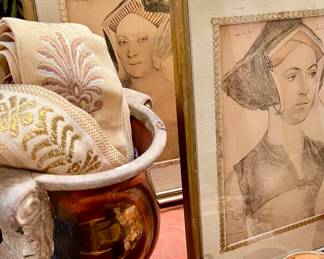 LUXURIOUS RIBBON WITH AMAZING EMBROIDERY.