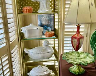 LOVE THE PAIR OF FOLDING SHELVES WITH GLASS INSERTS.