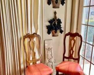 4 OF THESE SWEET CHAIRS!