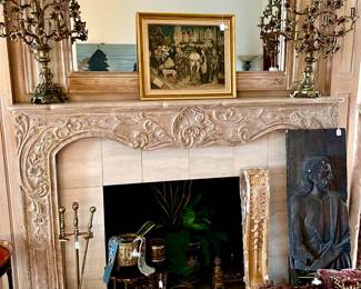 GRAND FIREPLACE.