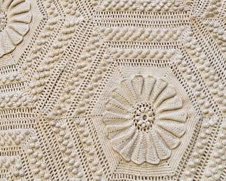 POPCORN CROCHETED BLANKET.