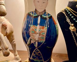 PAIR OF CHINESE LAMPS.