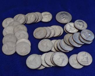 Lot 20. 42 Bicentennial Kennedy Half Dollars and one Bicentennial Eisenhower Dollar coin