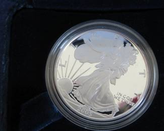 Lot 69. 2005 Silver American Eagle 31.101 gr of 99.93% silver