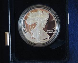 Lot 68. 2004 Silver American Eagle 31.101 gr of 99.93% silver