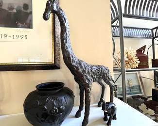 Cast Giraffe- Elephant - Vase 
