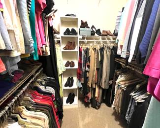 Great selection of Clothing - Lauren, Chicos & more … Tops size S - Skirts & Pants size 8 - Shoes size 8.5-9
(client was a smoker, but could easily be washed) 