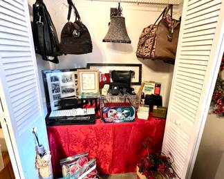 Misc Office - Holiday ..