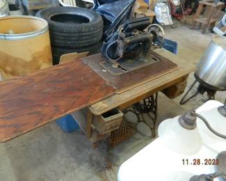 antique sewing machine