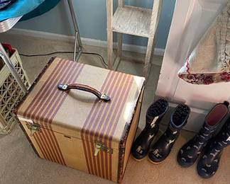 Vintage Trunk