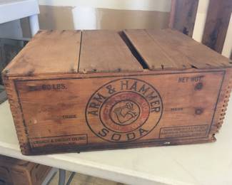 Arm & Hammer Soda box