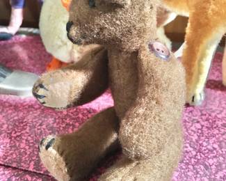 Small hand crafted bear no tags