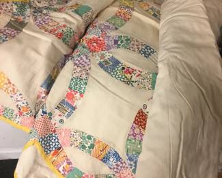 Wedding ring finished quilt