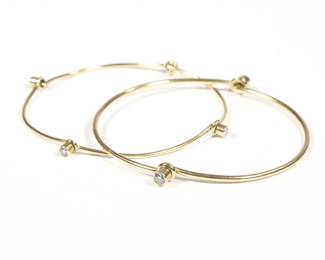(2pc) DIAMOND & GOLD WIREWORK BRACELETS | One with two articulating hinges (folds in half) mounting two diamonds, the other with four hinges (folds in quarters) mounting four diamonds; together 20.8g
