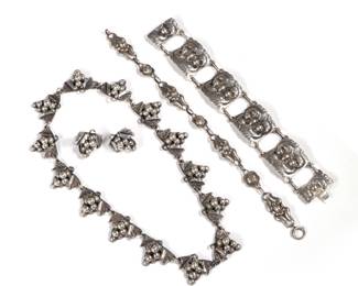 (5pc) MEXICAN STERLING JEWELRY | Mexican sterling silver, including an Aaron D. Plato Taxco grape link necklace with matching earrings, and two link bracelets; all together 3.81 ozt, l. 16 in. (grape necklace)
