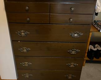 Eight-drawer vertical dresser/chest.