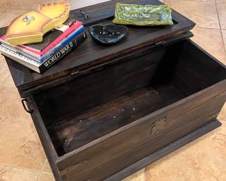Chest/Coffee Table 