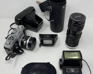 Vintage Canon TE 35mm Camera & Accessories