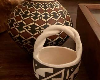 Native American Indian pottery by Acoma, Hopi and more
