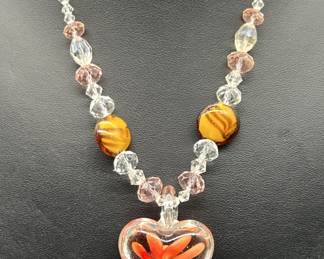 Art Glass 16in Bead Necklace