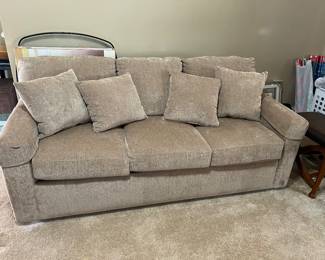 Available for presale. Text 417-872-9641for info. Must be picked up by Monday 12/4 at 2pm.