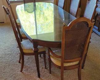 Dining Room Table Chairs 