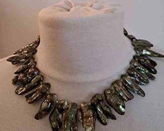 Green Biwa Pearls Necklace