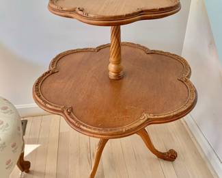 $120 - Vintage 2-tier pie crust table - 32" H, 25" diam