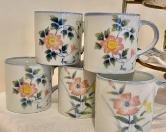 $20 - 5 Floral mugs #2