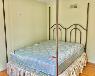 $900 - Queen size iron bed