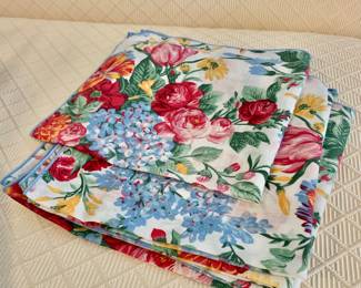 $30 Flowered cloth napkins (set of 6) - each 16" x 18"