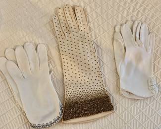 $20 - 3 pairs vintage gloves