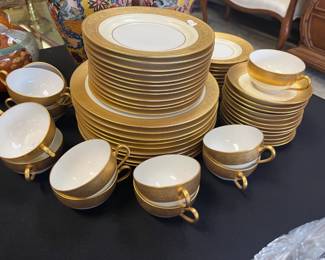 56pc. Paul Muller Selb Bavarian China (9-10"plates/12-7.75"salad plates/11-6.5 bread