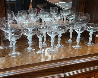 Vintage (14) Crystal Bacchante (Frosted Nude Stem)by&nbsp;BAYEL-France two patterns