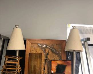 Warm Decor Group About 10 Pieces