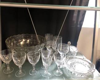 Lot of Sparkling Crystal Pieces