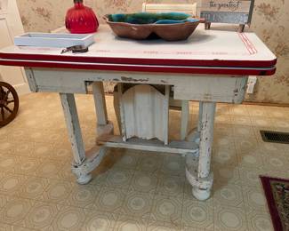 Enamel Top Table