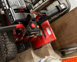 Toro snow tnrower