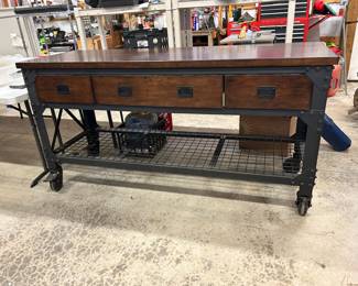 Gorgeous work bench on wheels