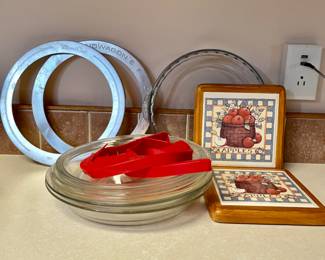 Bakeware pampered chef